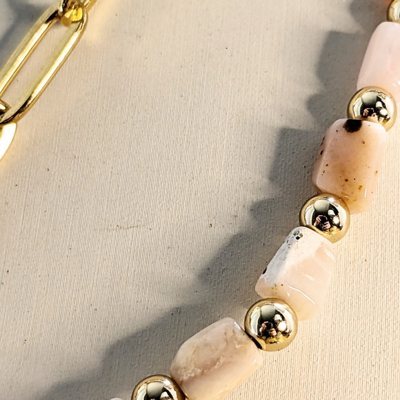 Natural Peruvian Pink Opal Beads & Pendant In Two Strand Paperclip Necklace - Picture 5 of 10